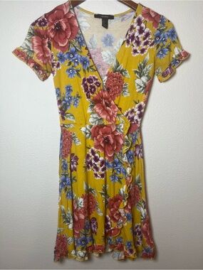 Forever 21 Vintage Y2K Yellow Floral Ruffle Wrap Top